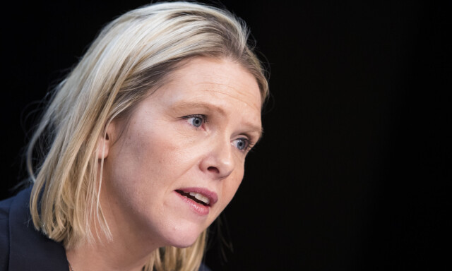 image: Sylvi Listhaug vil vurdere danske asylforslag
